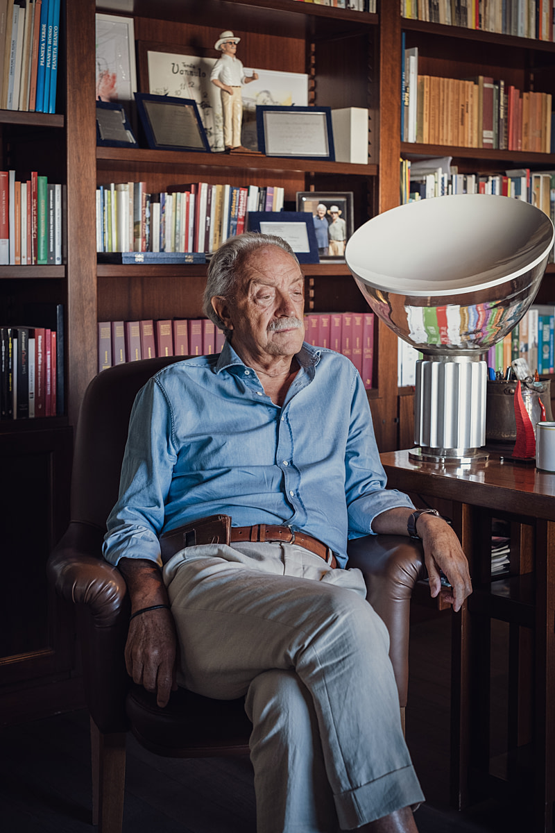 Antonio Palmieri, owner of Tenuta Vannulo, an intensive water buffalo dairy farm, poses in his office. The farm houses approximately 600 water buffalo cows, with cows currently in milk production kept in a visitor-accessible paddock. Other sheds house cows on a production break, males, and calves. The farm produces 2,000 kilograms of milk daily, processed into approximately 400 to 450 kilograms of buffalo mozzarella, plus ricotta, yogurt and ice cream, all sold exclusively through direct sales. Vannulo Buffalo Dairy Farm, Capaccio Paestum, Salerno, Italy, 2024. Raffaele Petralla / We Animals Antonio Palmieri, owner of Tenuta Vannulo, an intensive water buffalo dairy farm, poses in his office. The farm houses approximately 600 water buffalo cows, with cows currently in milk production kept in a visitor-accessible paddock. Other sheds house cows on a production break, males, and calves. The farm produces 2,000 kilograms of milk daily, processed into approximately 400 to 450 kilograms of buffalo mozzarella, plus ricotta, yogurt and ice cream, all sold exclusively through direct sales. Vannulo Buffalo Dairy Farm, Capaccio Paestum, Salerno, Italy, 2024. Raffaele Petralla / We Animals